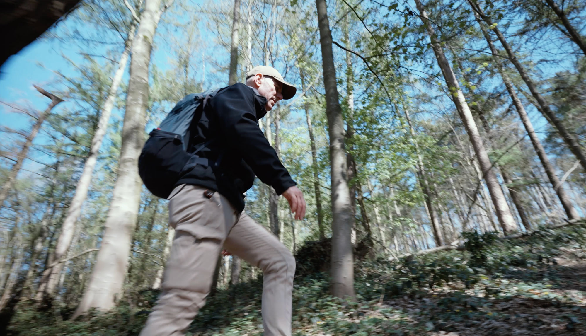 Le triple lien Video Trailer